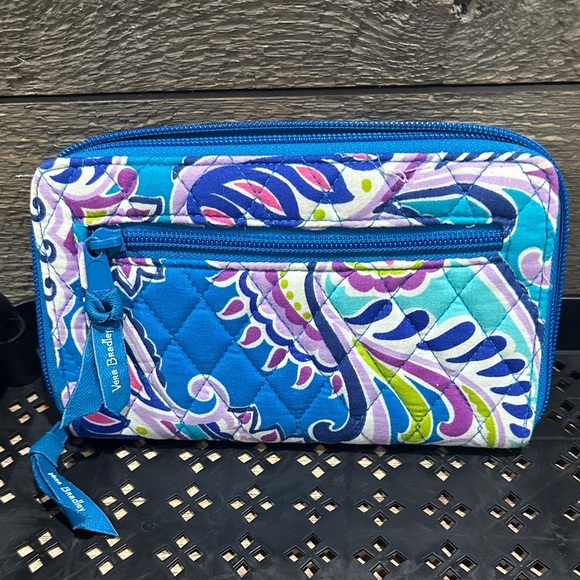 Vera Bradley Waikiki Paisley Quilted Dual Sided Twist Lock Clutch Wallet NWOT - Picture 4 of 9